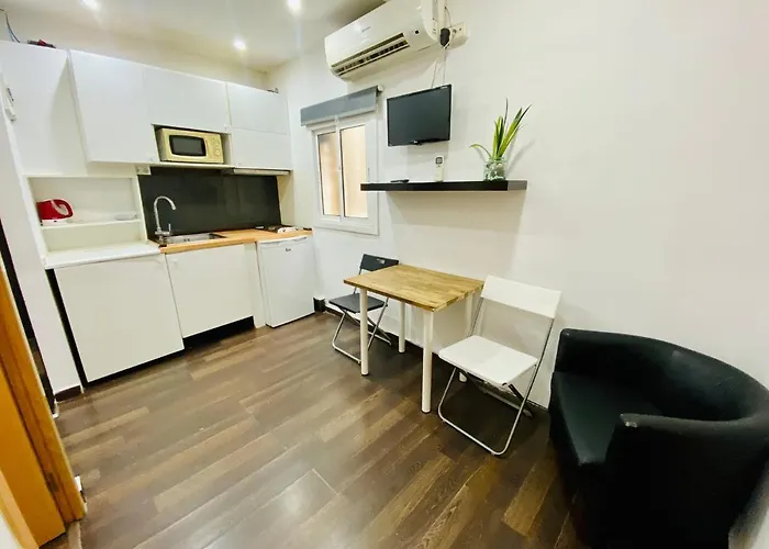 09 Born 4 2 * Barcelona